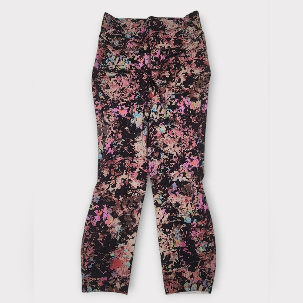 Size 8 - Lululemon Base Pace High-Rise Crop 23"